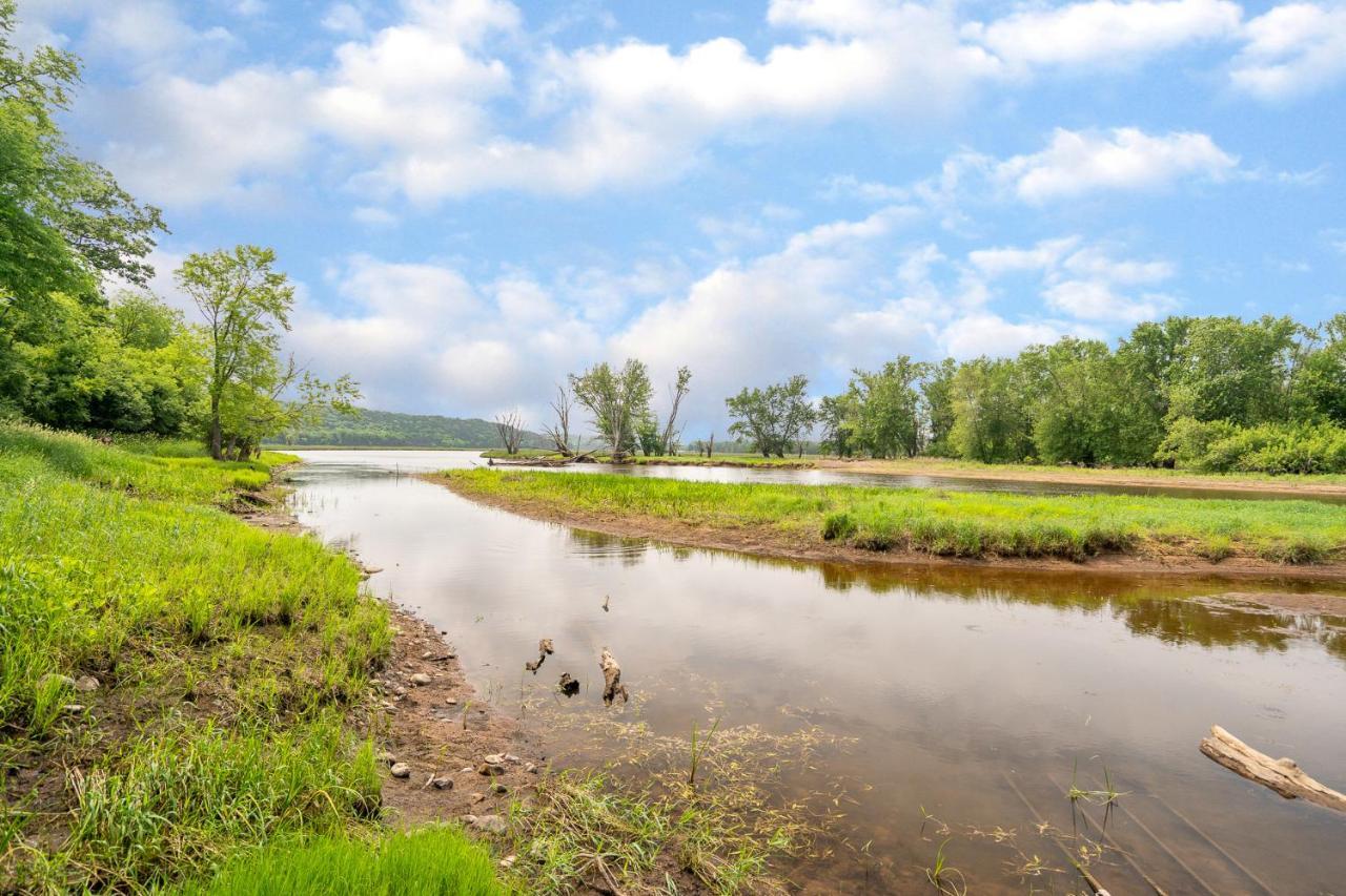 Вилла Somerset River Retreat Экстерьер фото